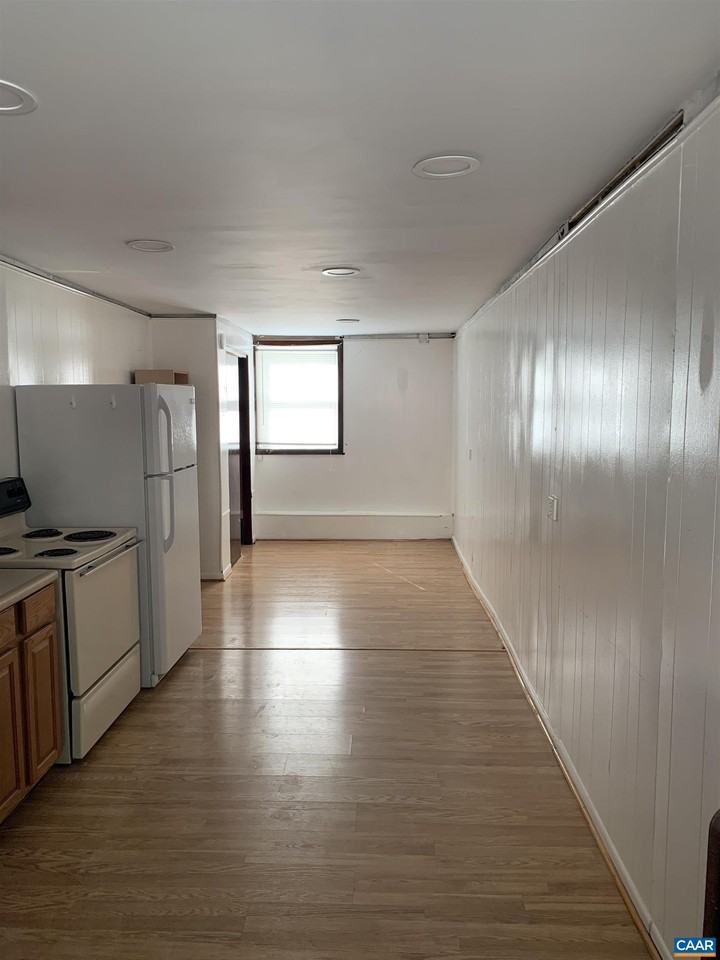 165 Madison Ln #F - Photo 2 of 5