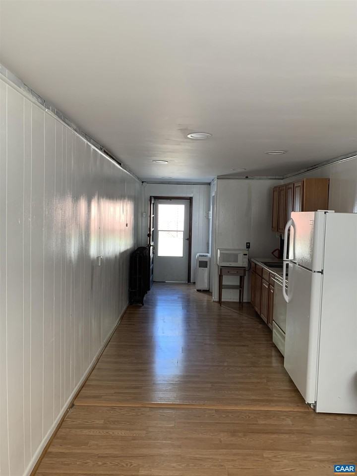 165 Madison Ln #F - Photo 3 of 5