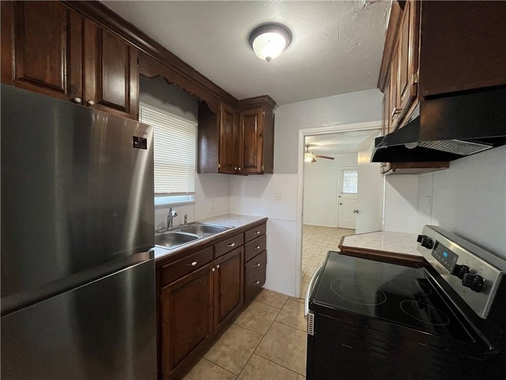 2725 Deer St - Photo 6 of 17