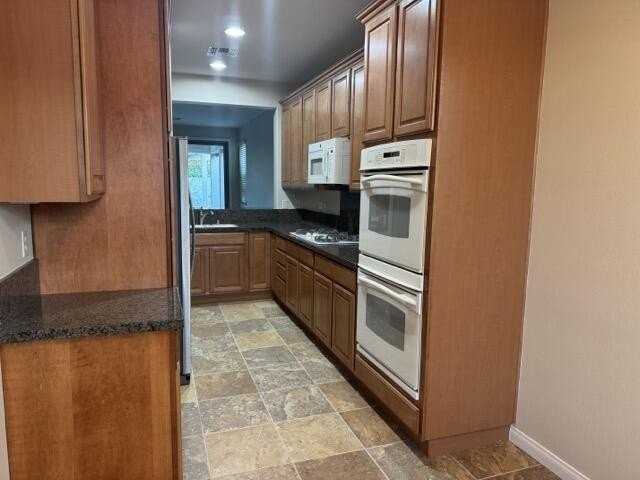 41556 Via Arbolitos - Photo 4 of 18