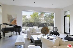 2425 Clement Ave - Photo 1 of 1