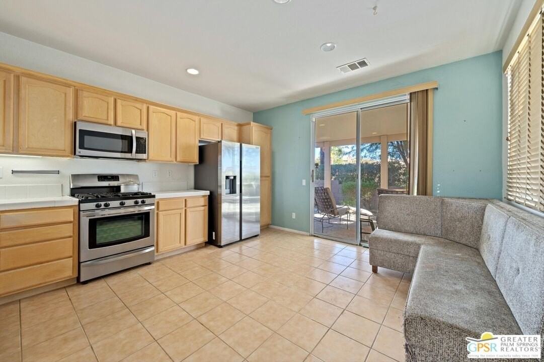 65565 Acoma Ave Spc 34 #34 - Photo 5 of 23