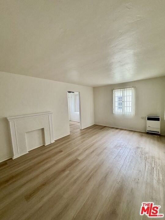 407 W Manchester Blvd Unit 411 #411 - Photo 2 of 12