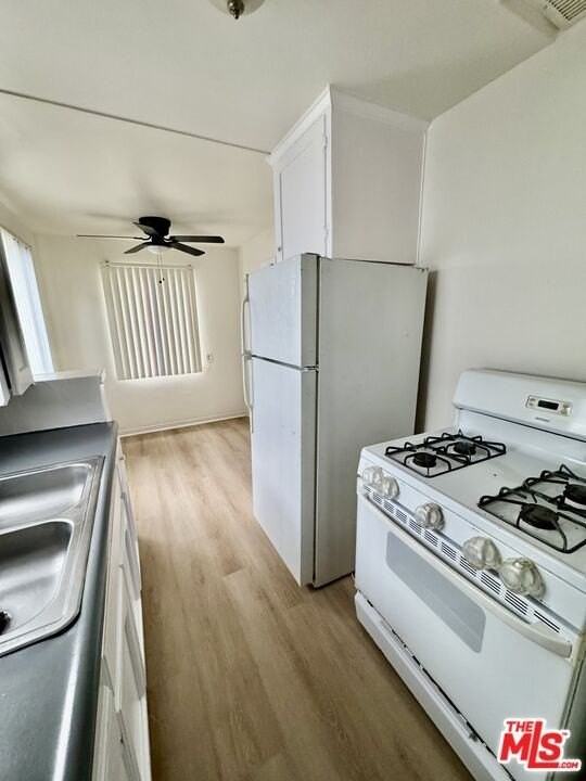 407 W Manchester Blvd Unit 411 #411 - Photo 6 of 12