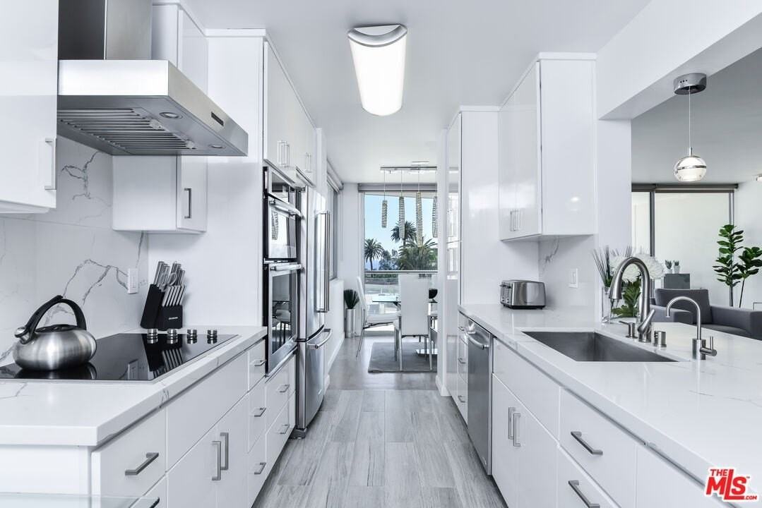 201 Ocean Ave Unit 404p #404P - Photo 6 of 42