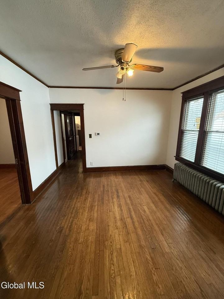 23 Hampton St Unit 2 #2 - Photo 4 of 11