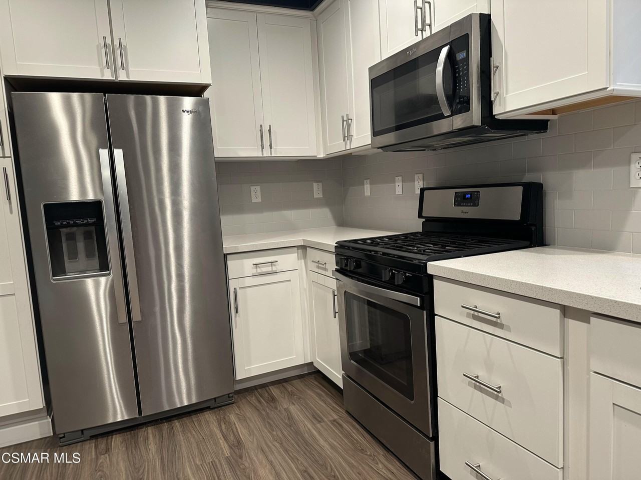 139 Farmhouse Dr Unit 6 #6 - Photo 6 of 36