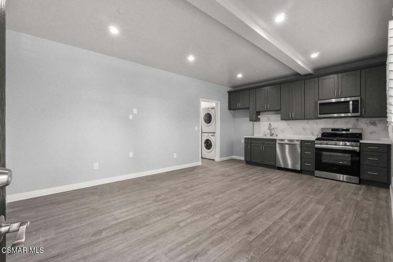 4362 Tuller Ave Apt A #A - Photo 2 of 12