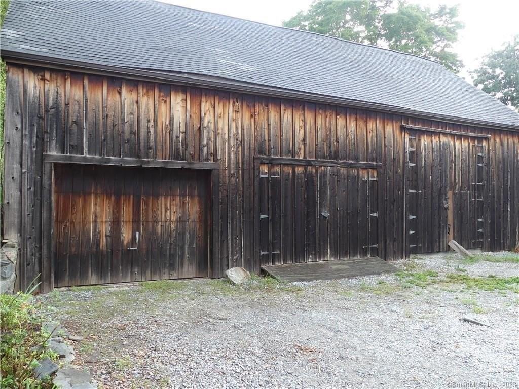 82 River Rd - Photo 3 of 21