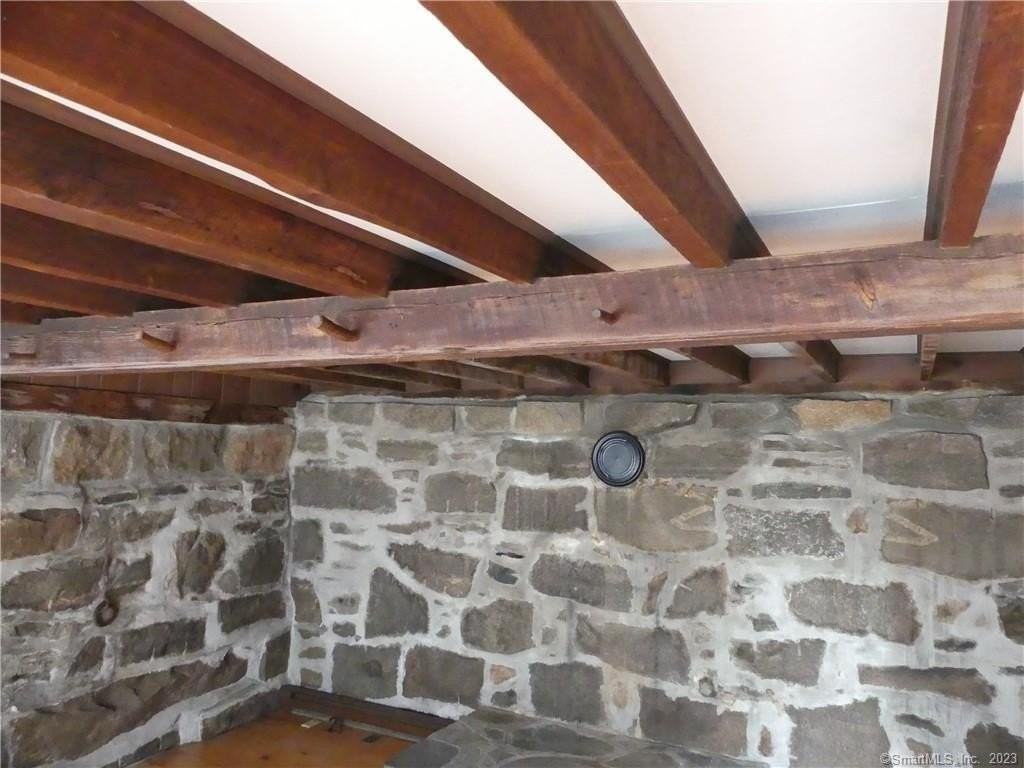 82 River Rd - Photo 7 of 21