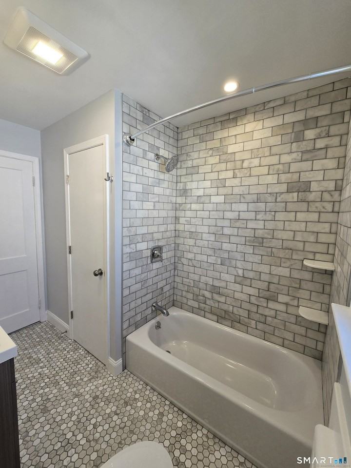 508 Garfield Ave - Photo 6 of 22