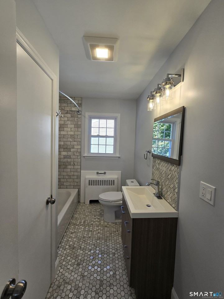 508 Garfield Ave - Photo 7 of 22