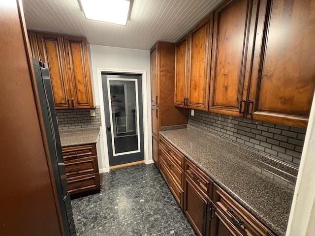 333 Edge Ave - Photo 7 of 19