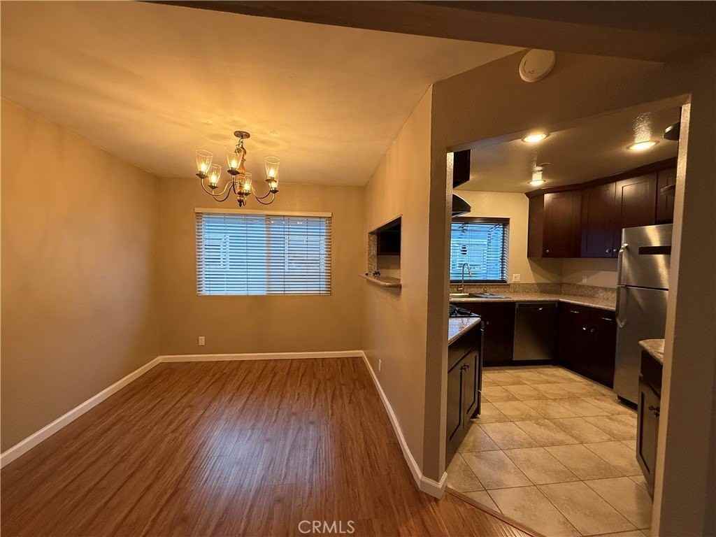 267 N Holliston 7 - Photo 3 of 12