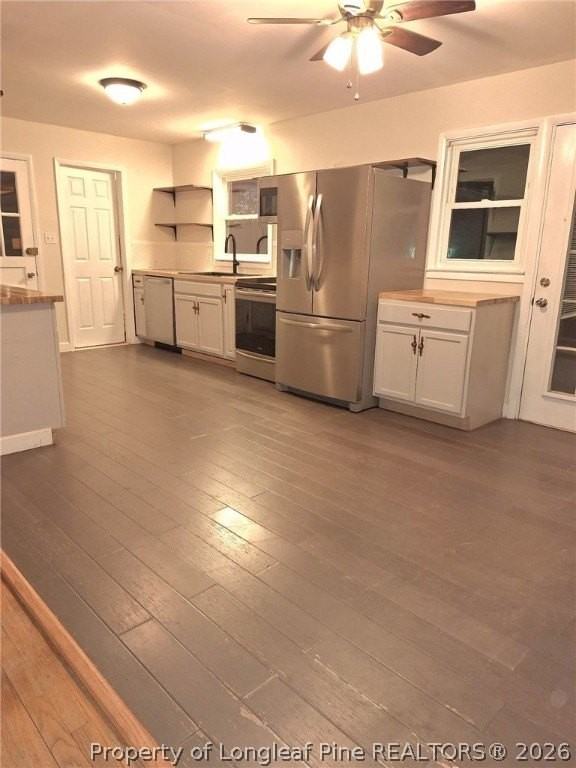 422 Lansdowne Rd - Photo 3 of 9