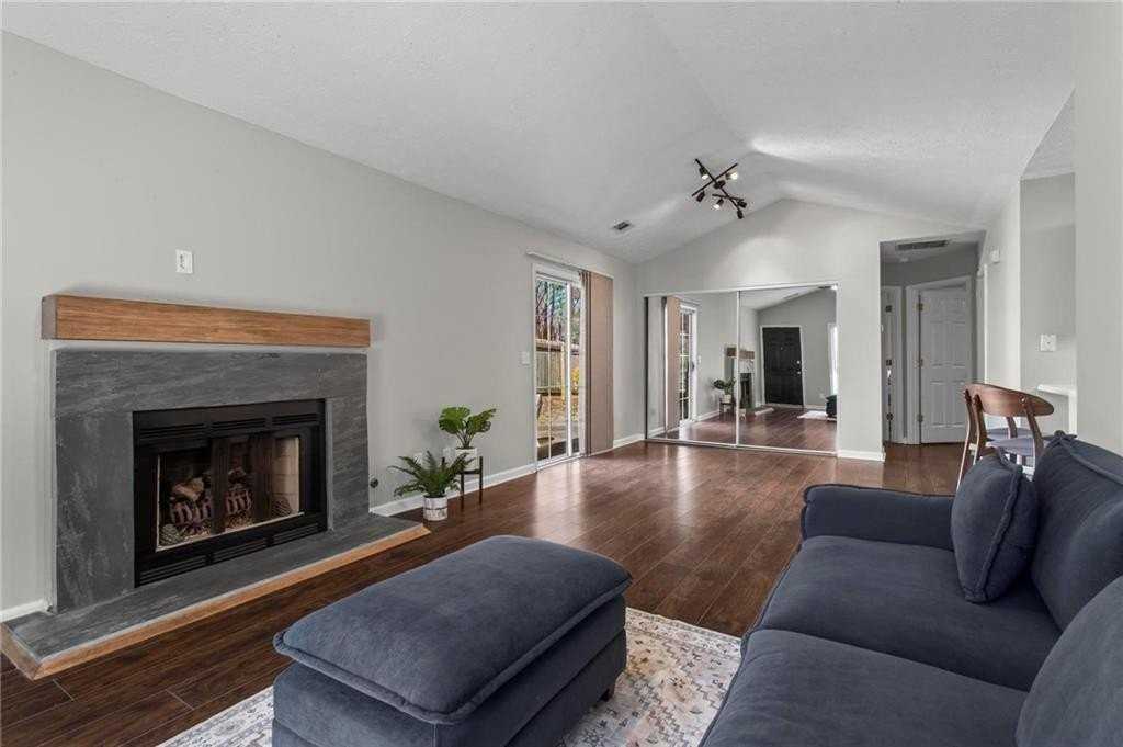 13426 Aventide Ln - Photo 6 of 25