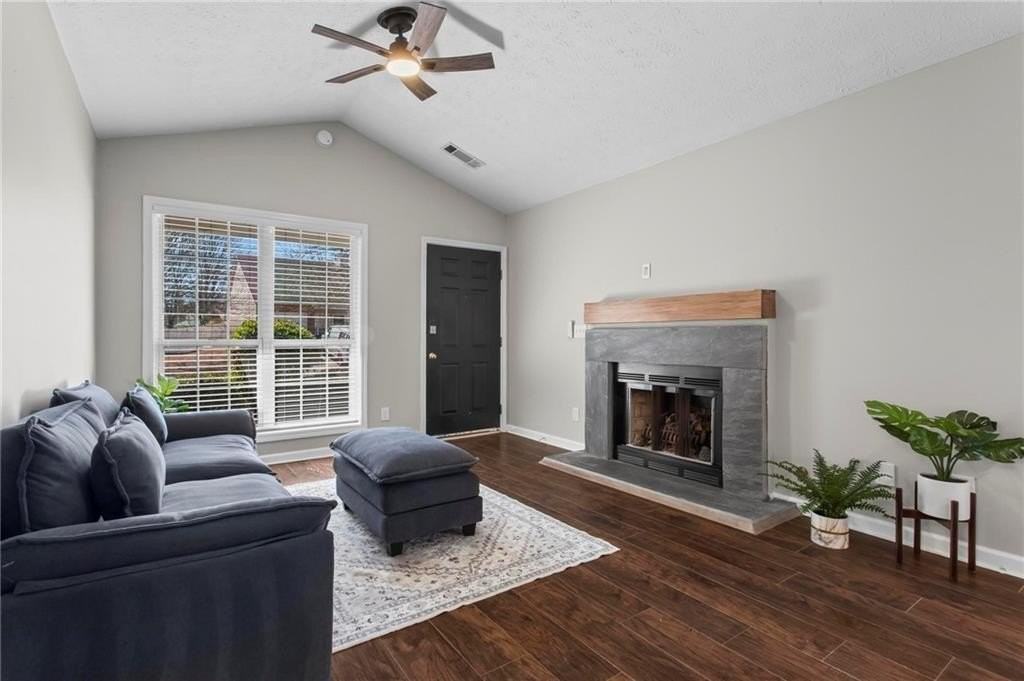 13426 Aventide Ln - Photo 7 of 25