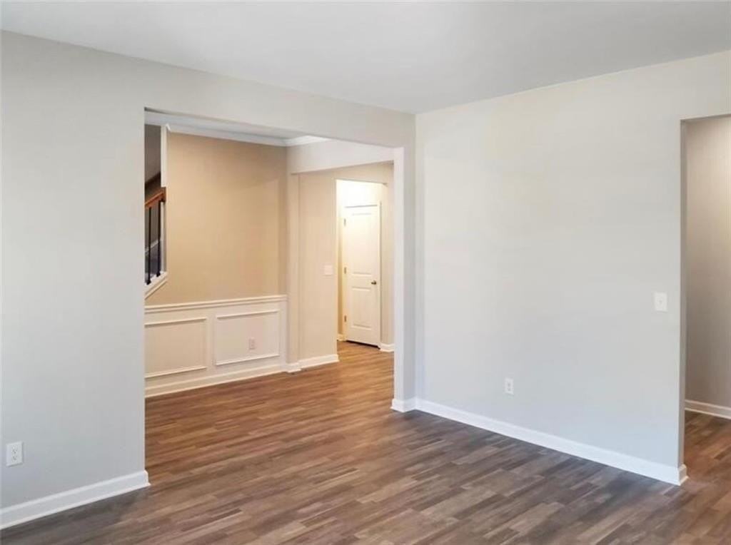 4314 Woodsley Pl - Photo 5 of 27