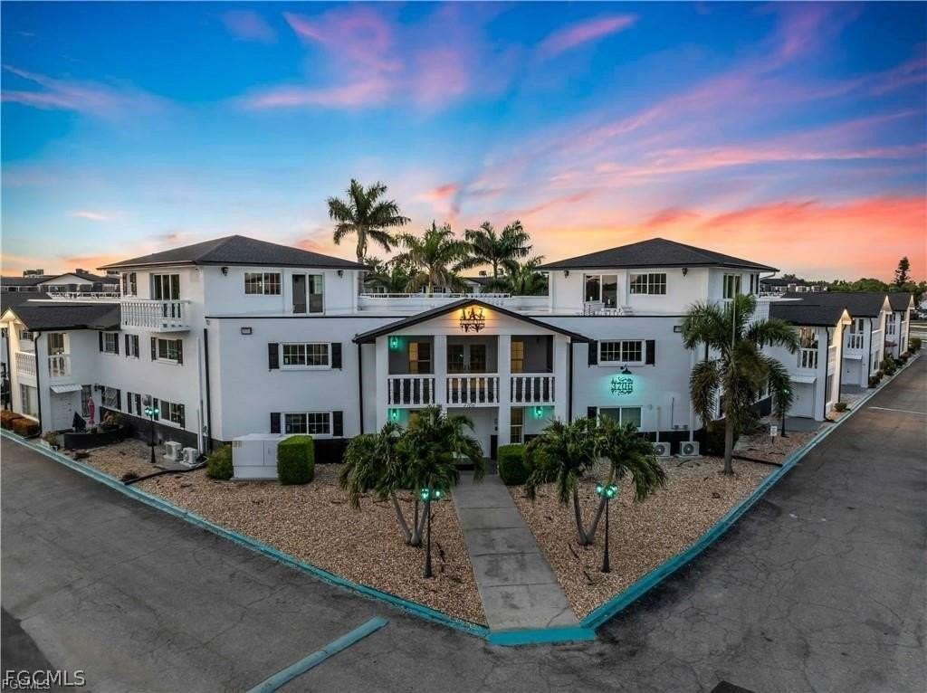 3704 Broadway Apt 112 #112 - Photo 4 of 31