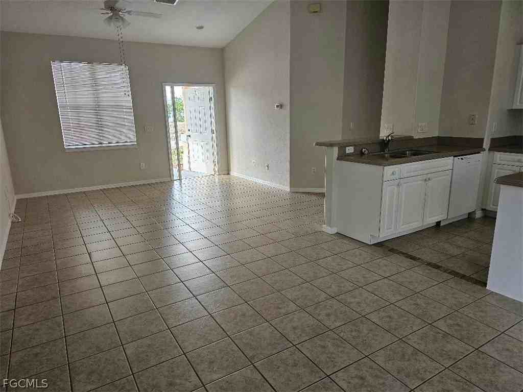 2619 Nw 2nd Pl - Photo 6 of 11