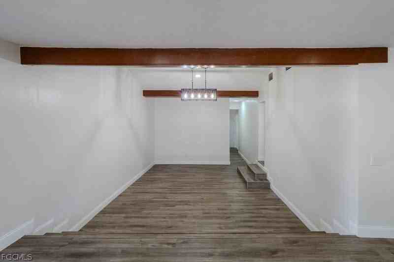 599 Carolina Ave - Photo 4 of 50