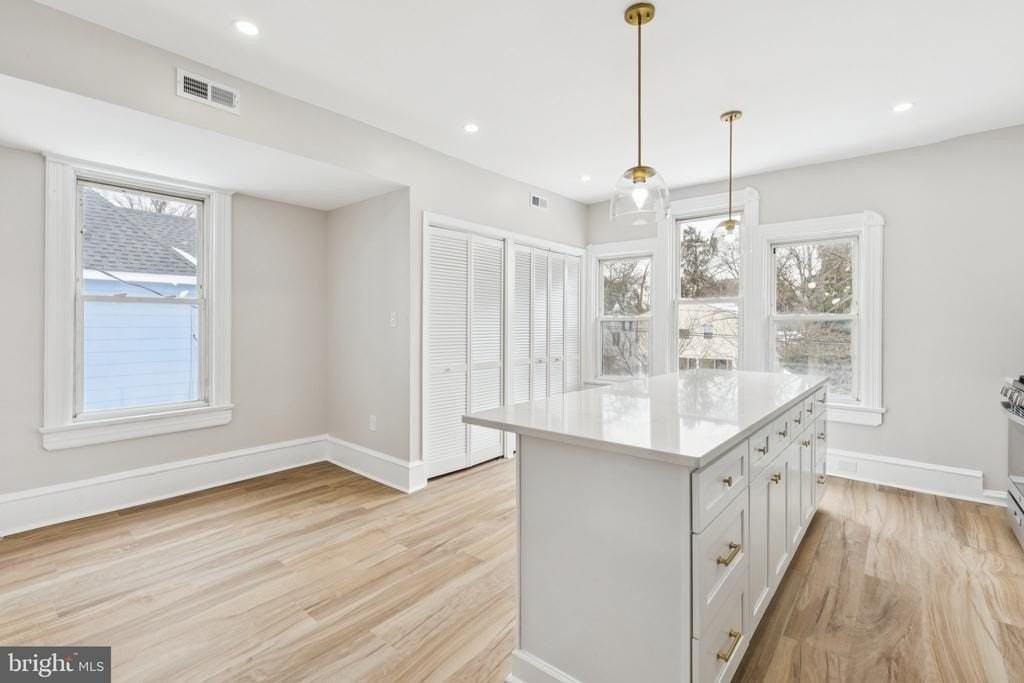 11 Lexington Ave #B - Photo 4 of 35