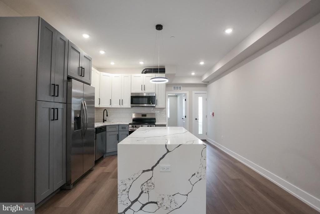 3849 Fairmount Ave #1 - Photo 3 of 19