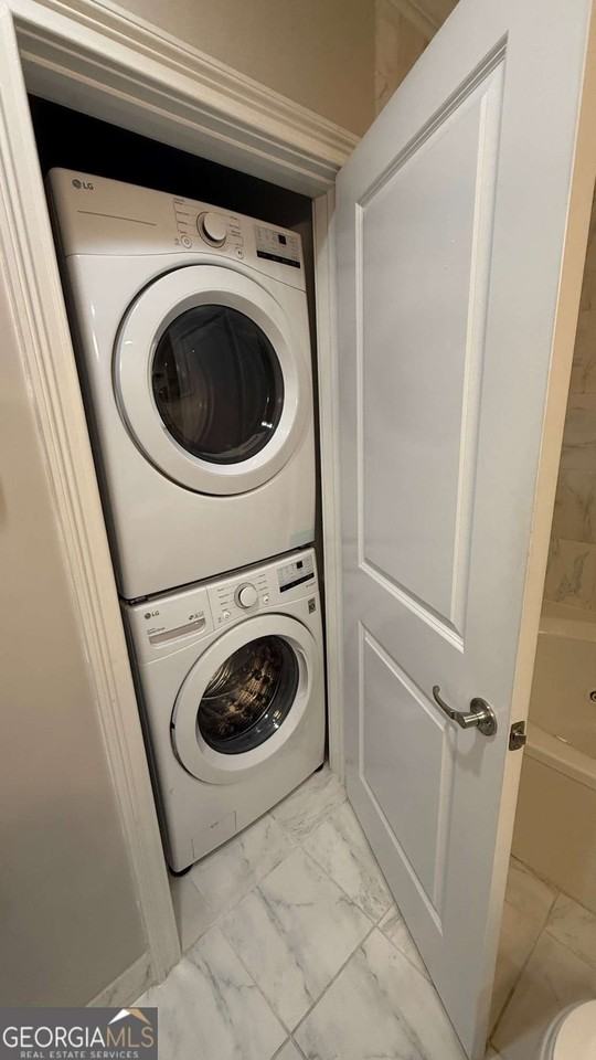 2255 Peachtree Rd Ne Unit 525 #525 - Photo 6 of 15