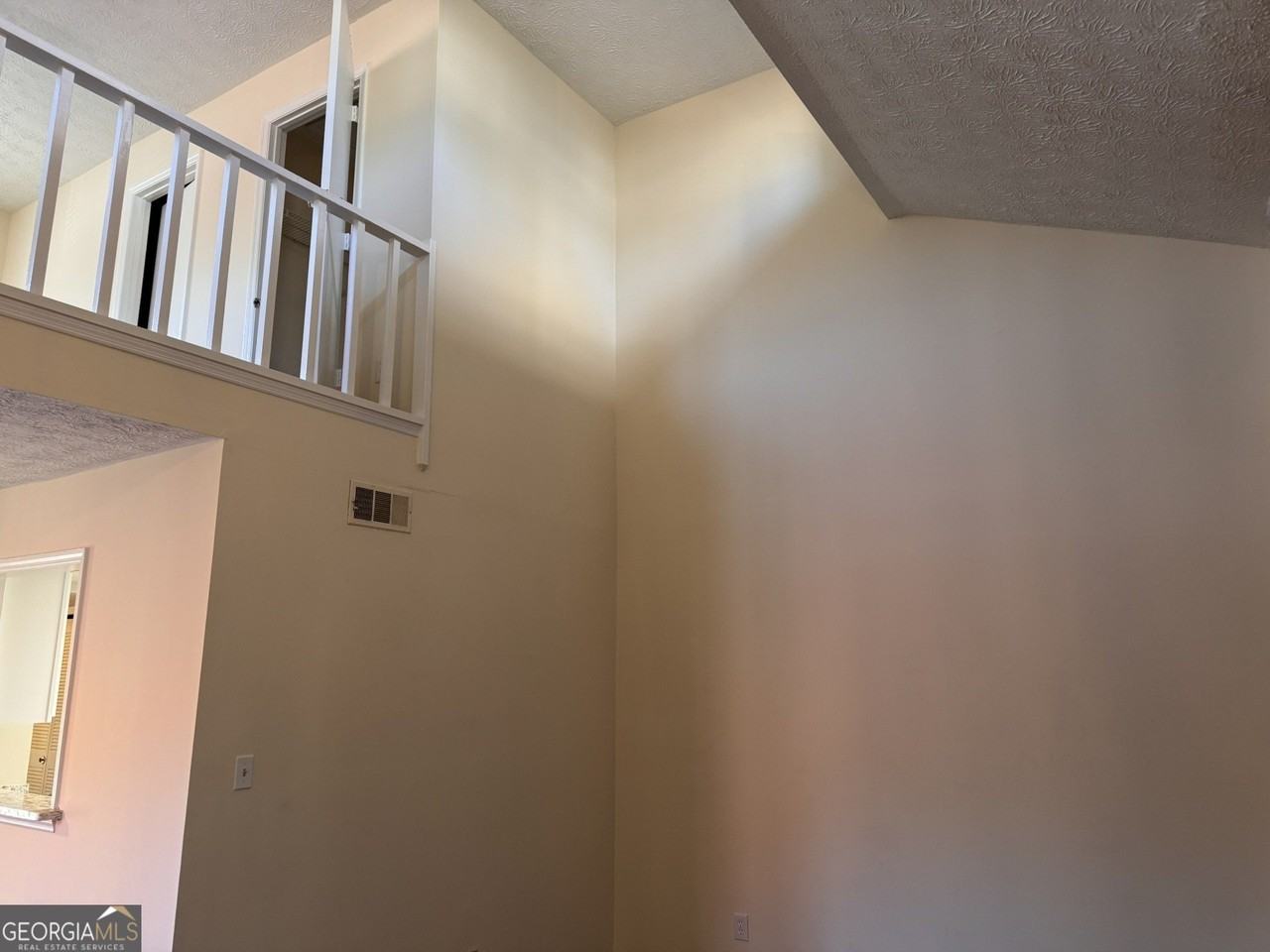 1717 Wynndowne Trl Se - Photo 6 of 36