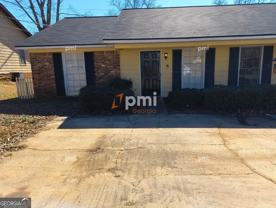 102 Peachtree Ct - Photo 1 of 1
