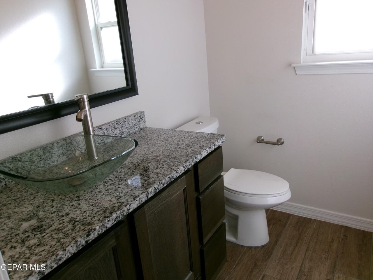 11361 Hidalgo Dr - Photo 7 of 17