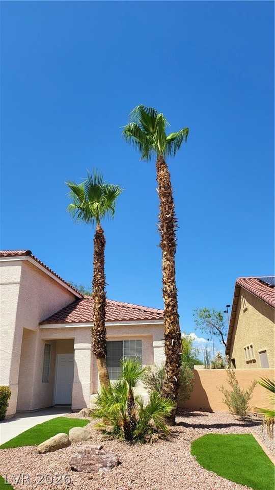 8212 Sedona Sunset Dr - Photo 4 of 35