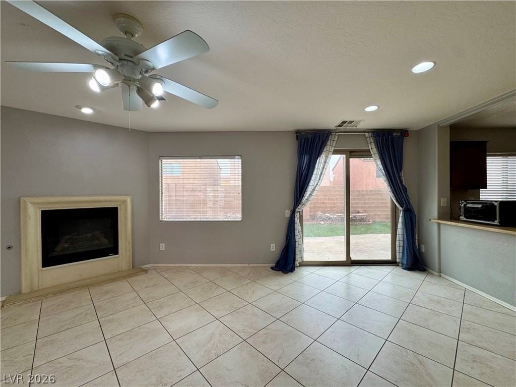 9116 Westchester Hill Ave - Photo 5 of 36