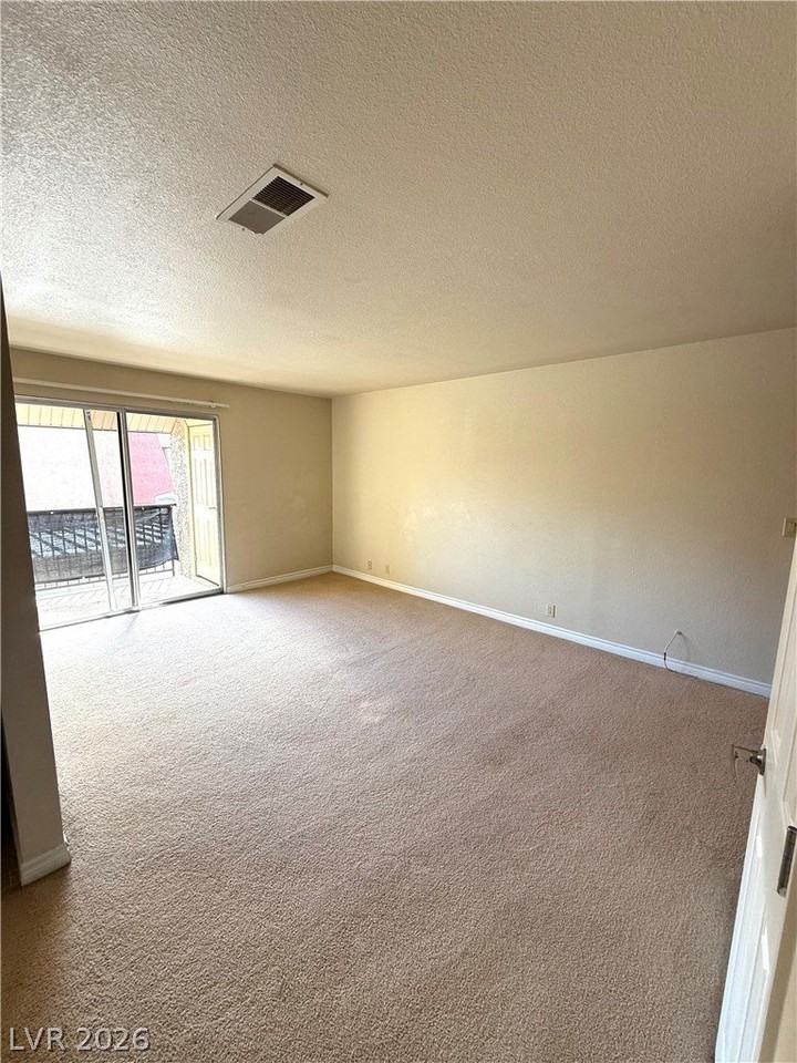 5061 River Glen Dr #72 - Photo 5 of 24