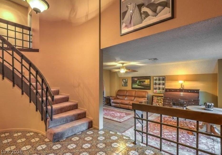 4370 Flandes St - Photo 3 of 19