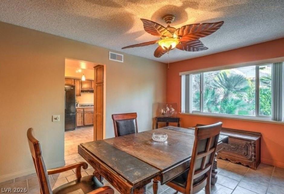 4370 Flandes St - Photo 7 of 19