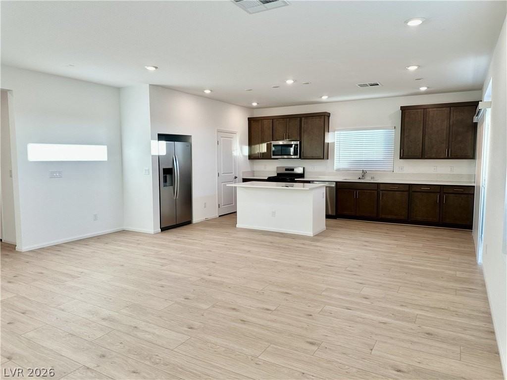 10355 S Bronco St - Photo 4 of 16