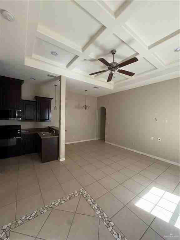 612 Jade St Apt 2 #2 - Photo 3 of 14