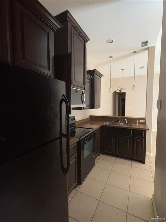 612 Jade St Apt 2 #2 - Photo 5 of 14