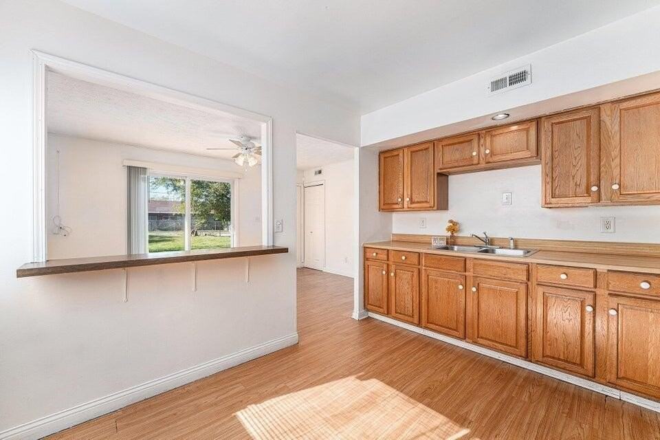 1310 Dearborn St - Photo 4 of 4