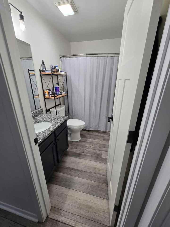 2344 Textile Rd - Photo 6 of 9