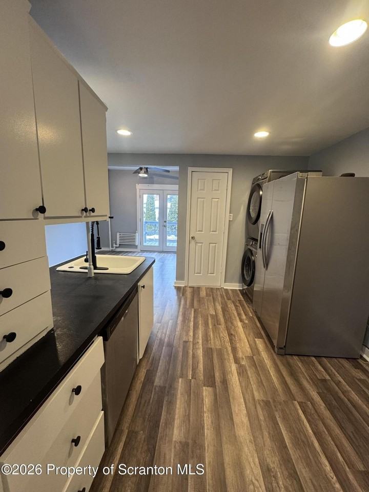 1019 Wheeler Ave - Photo 5 of 13