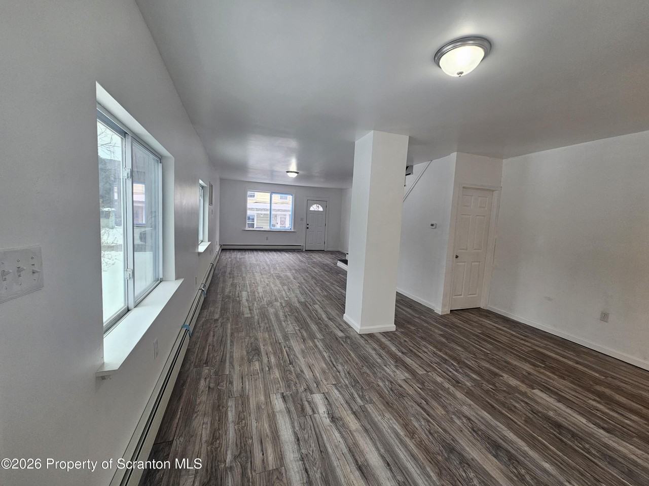 366 Salsburg St - Photo 3 of 15