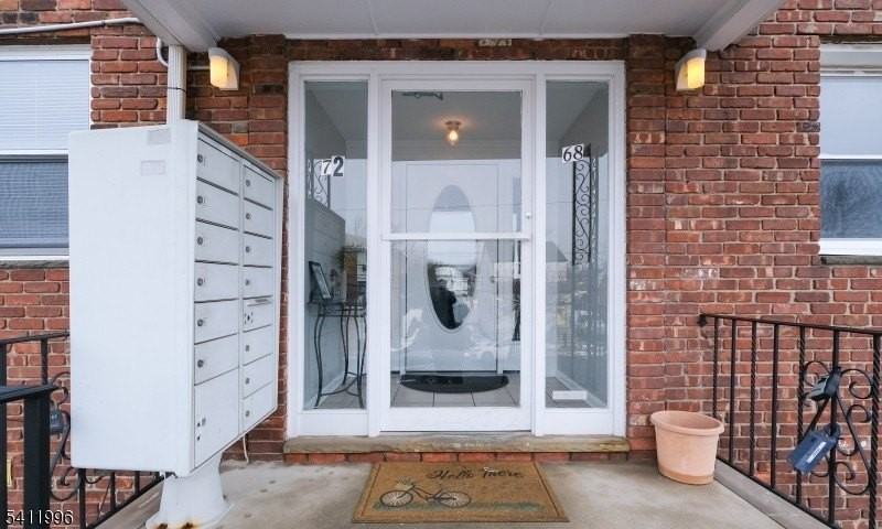 5961 Brighton Ave #20 - Photo 3 of 17