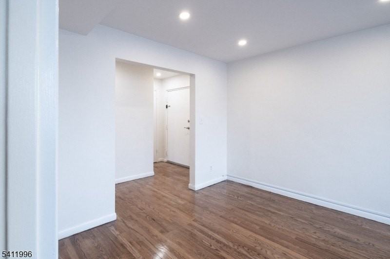 5961 Brighton Ave #20 - Photo 4 of 17