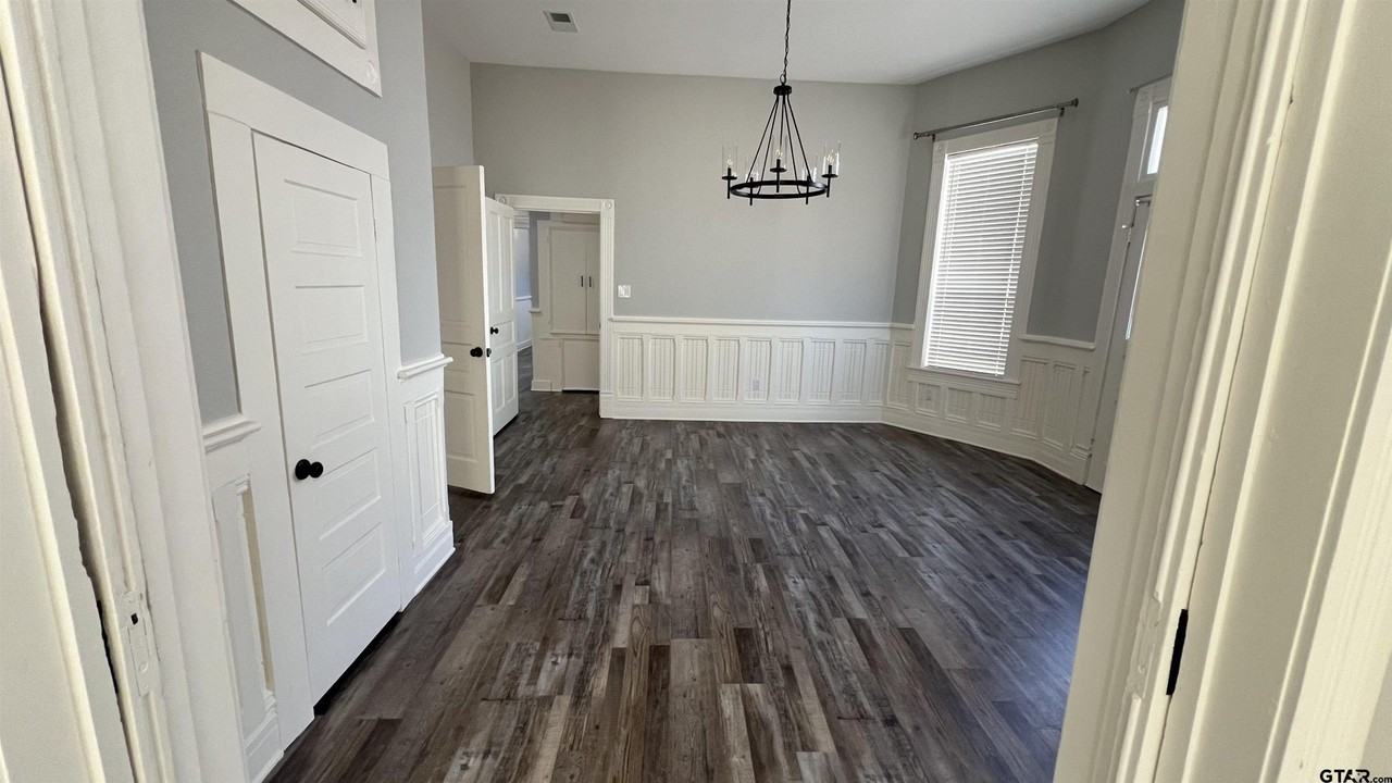 420 W Mcdonald St - Photo 4 of 13