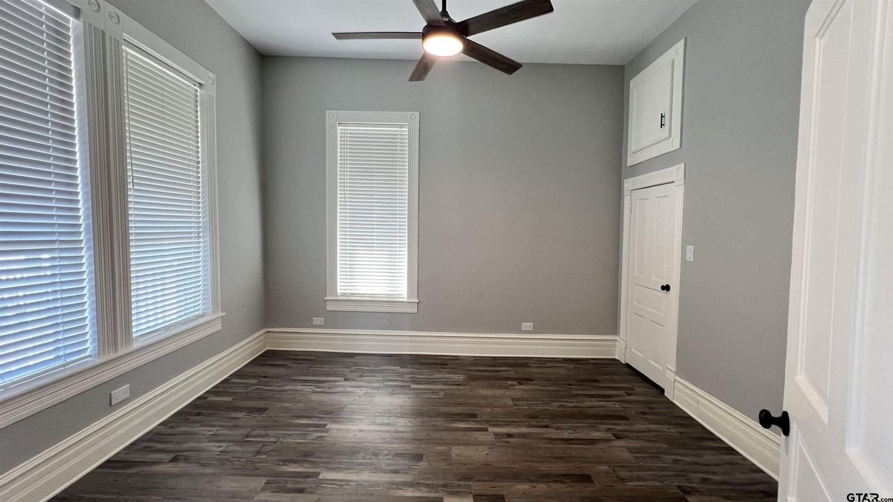 420 W Mcdonald St - Photo 6 of 13