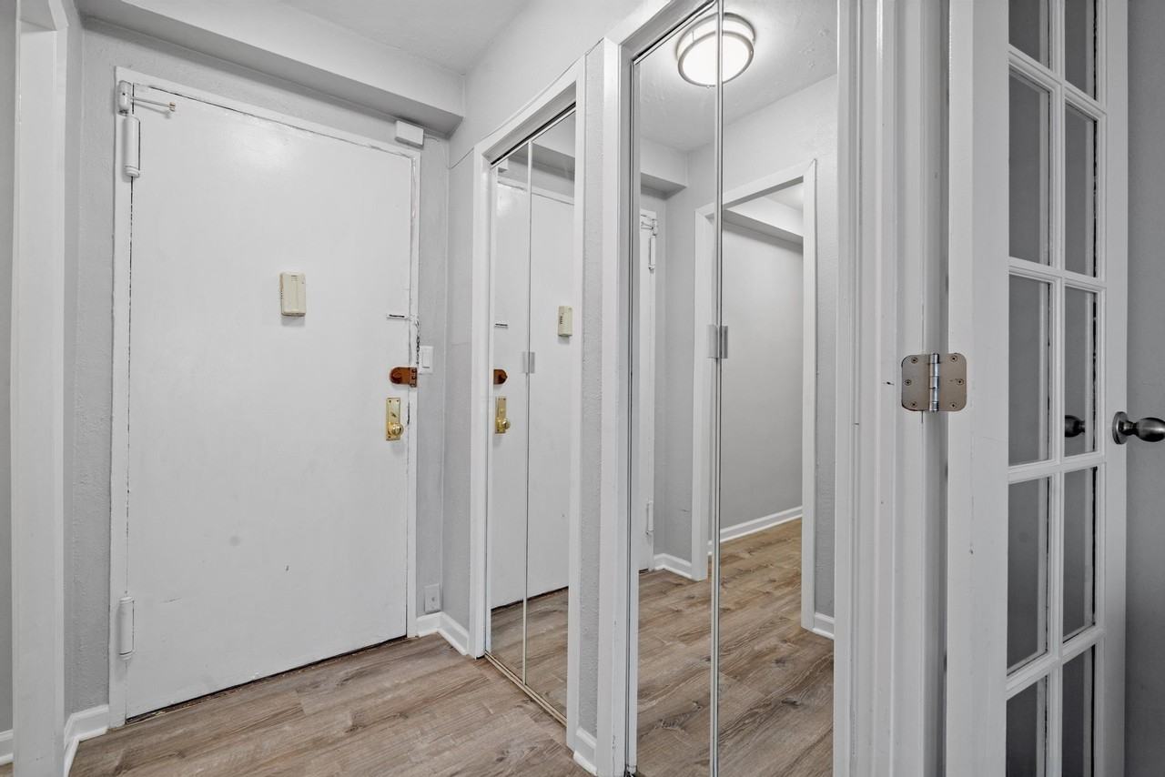 1225 Kennedy Blvd #9H - Photo 2 of 20