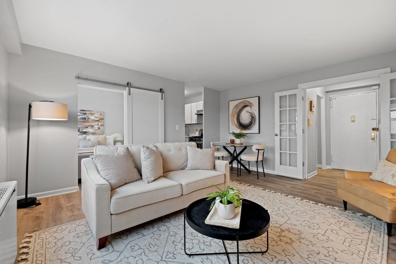 1225 Kennedy Blvd #9H - Photo 7 of 20