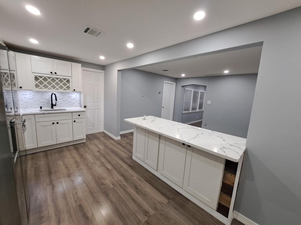 553 5th Ave #2 - Photo 2 of 10